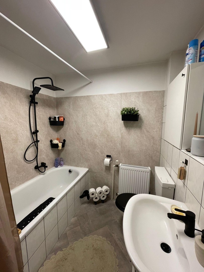 Exklusive Erdgeschoss Wohnung mit kleinem Garten in Bottrop – Rheinbabenstraße 22a – Bottrop – Vorschaubild 7