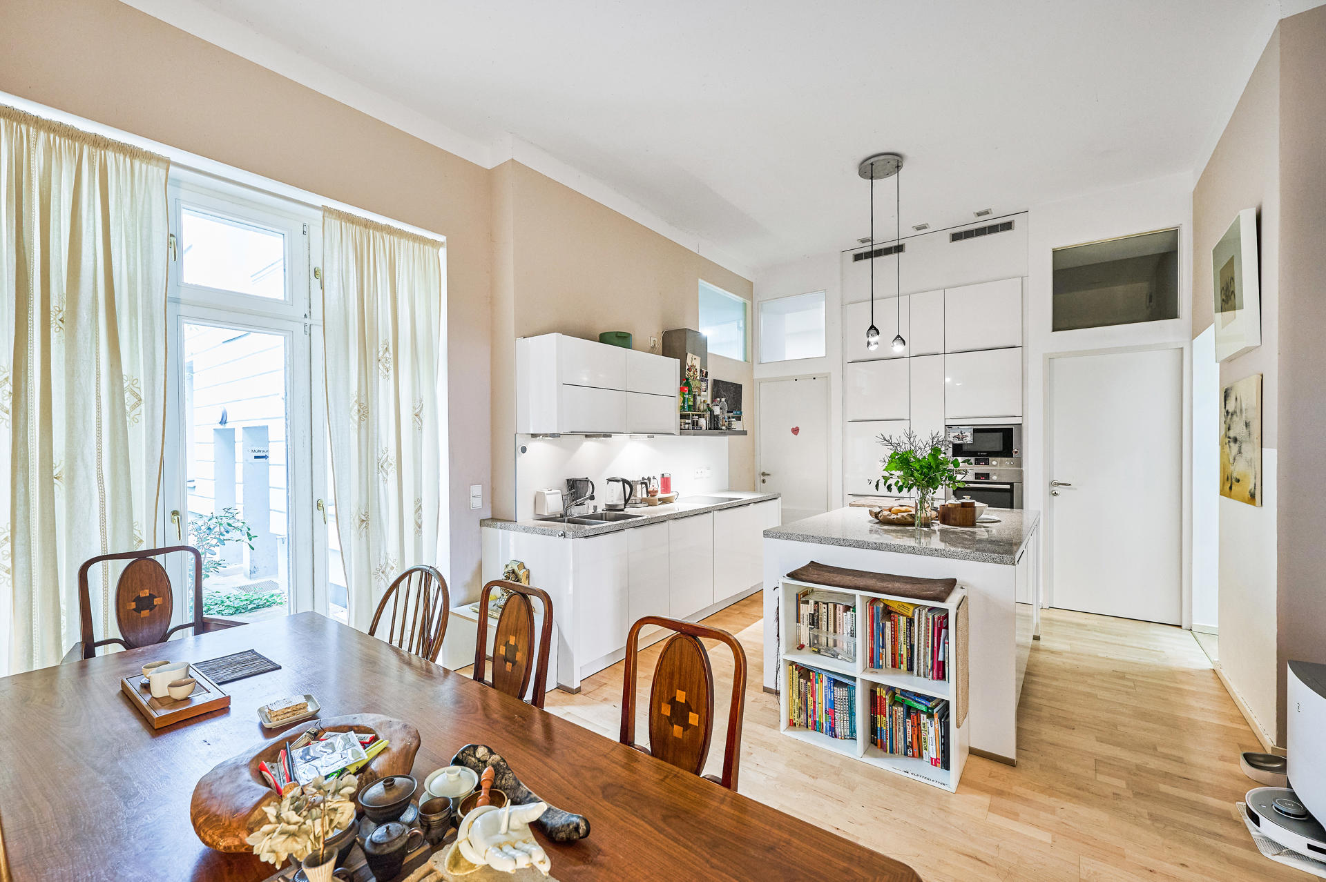 Exklusive Erdgeschosswohnung im Altbau mit zeitgemäßem Komfort – Berlin – Vorschaubild 7