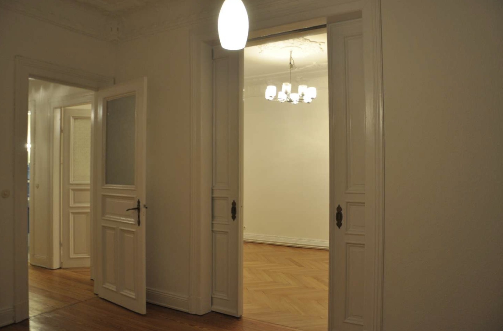 ***NEU: PROVISIONSFREI! - Jugendstilwohnung in zentraler Lage, 750 m von der Alster – Hamburg-Nord – Vorschaubild 5