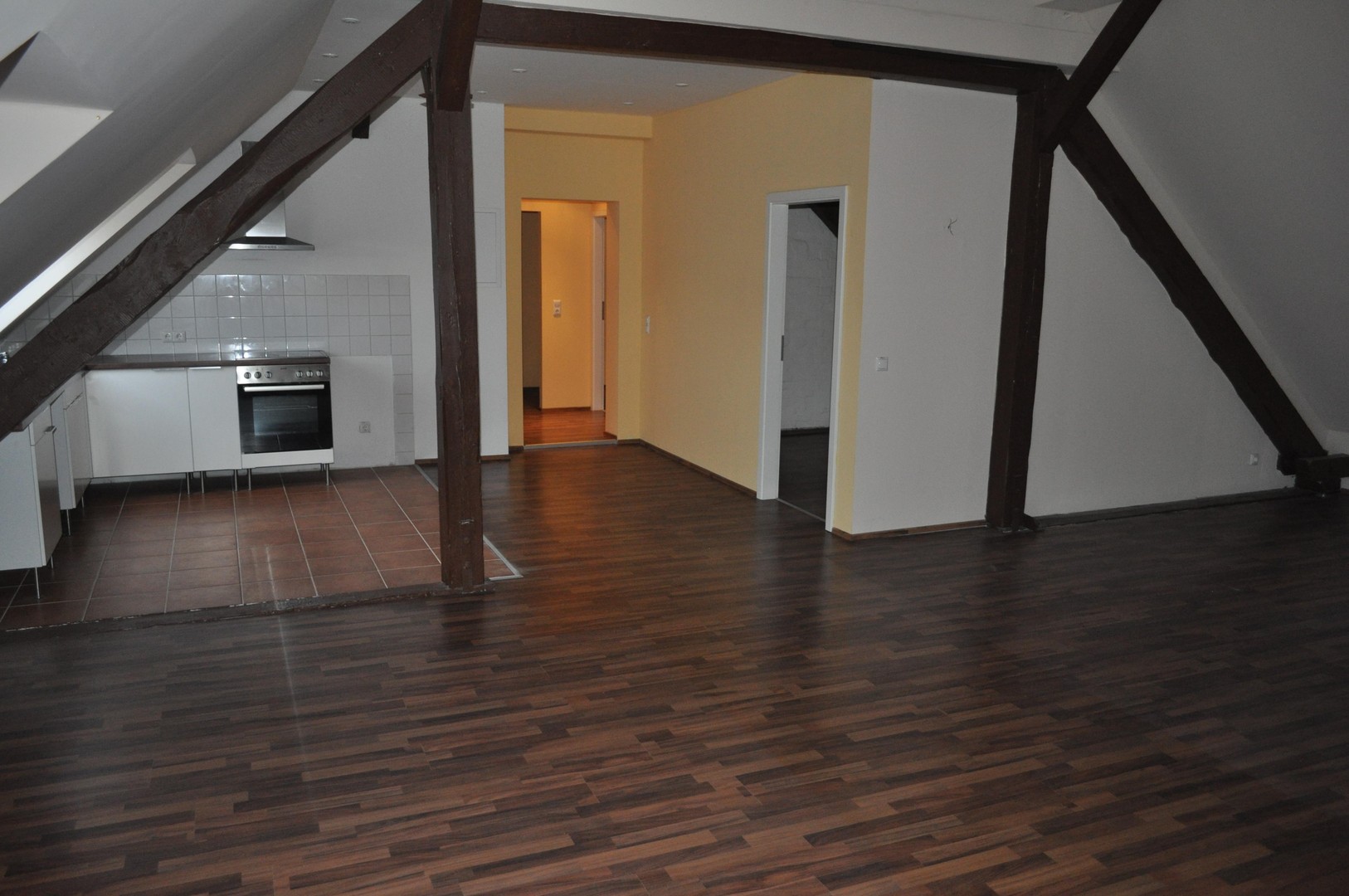 Helle 3-Zimmer-Wohnung mit Dachterrasse – Lübeck – Vorschaubild 6