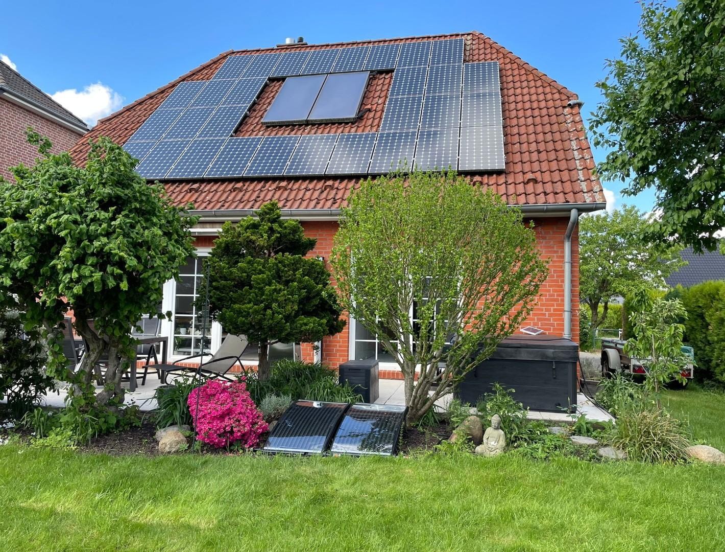 Exklusive 3-Zimmer Wohnung, WG geeignet, Kamin & Whirlpool, Garten, möbliert, in Hamburg-Neuland