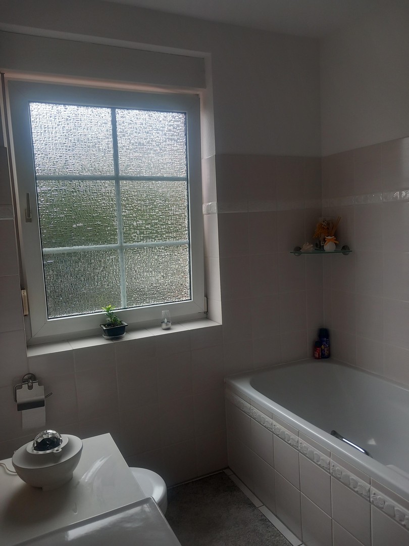 Exklusive 3-Zimmer Wohnung, WG geeignet, Kamin & Whirlpool, Garten, möbliert, in Hamburg-Neuland – Hamburg-Neuland – Vorschaubild 17