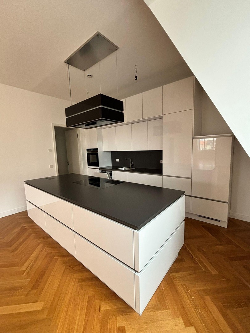 Provisionsfrei: Außergewöhnliche Dachgeschosswohnung mit Blick über Berlin und toller Dach-Terrasse – Berlin – Vorschaubild 20
