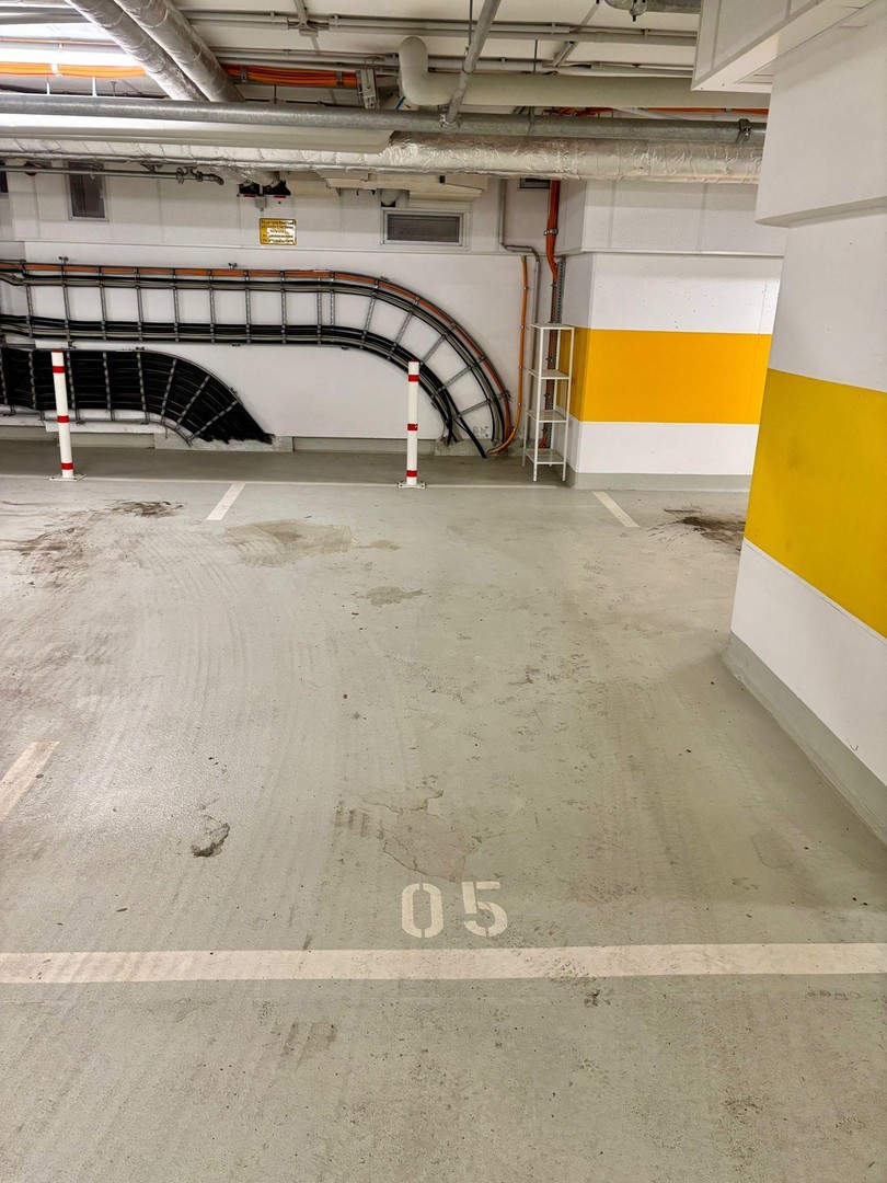 Provisionsfrei: Außergewöhnliche Dachgeschosswohnung mit Blick über Berlin und toller Dach-Terrasse – Berlin – Vorschaubild 45