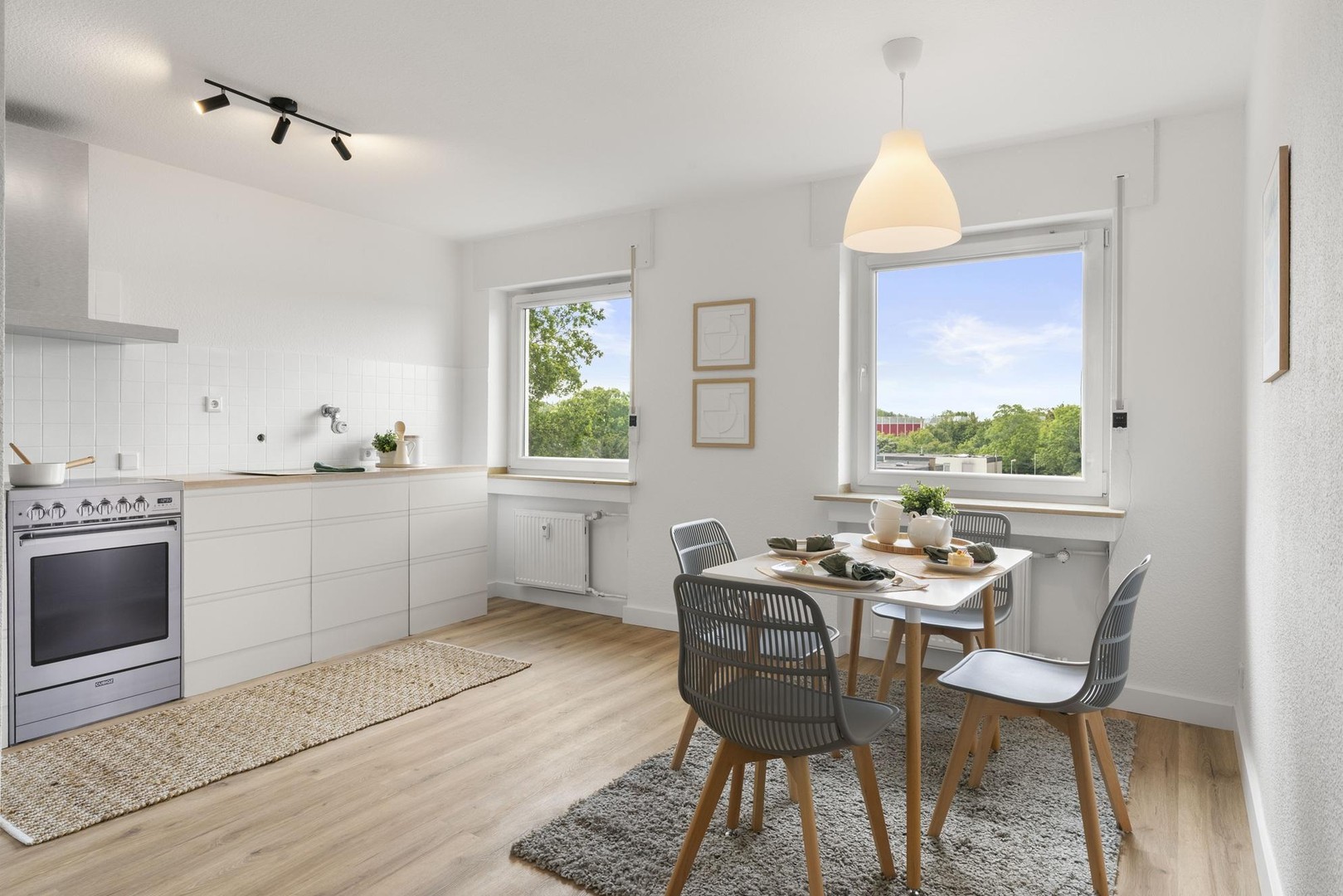 ***ERSTBEZUG NACH MODERNISIERUNG – STILVOLLE 3,5-ZI.-WOHNUNG IN DUISBURG-RAHM; OHNE PROVISION