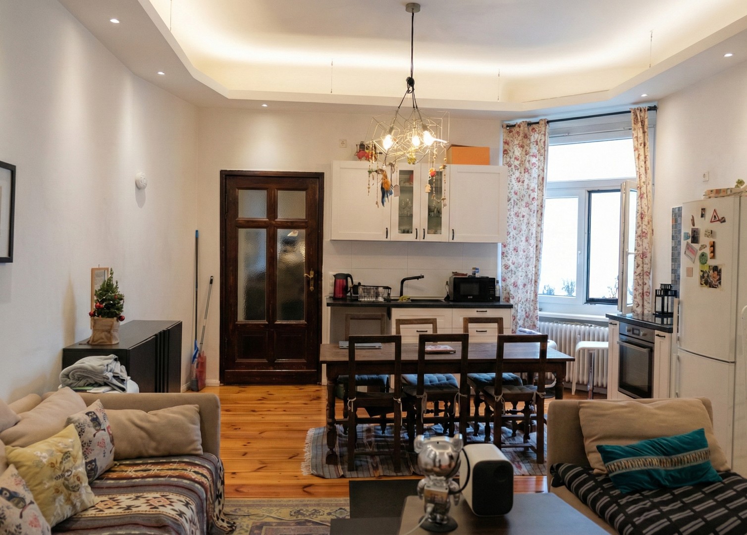 Bezugsfreie 3-Zimmer-Altbauwohnung mit Charme im 4. OG – saniert, mit Wohnküche – Berlin – Vorschaubild 4