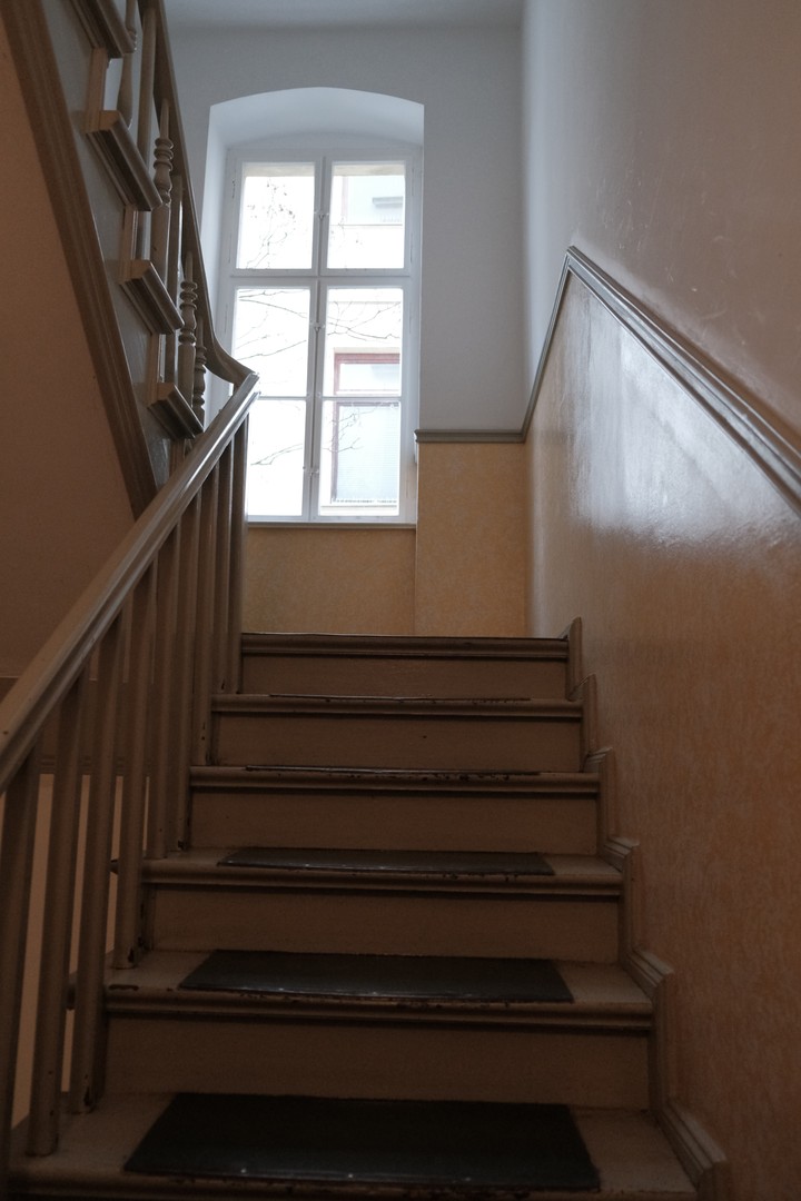 Bezugsfreie 3-Zimmer-Altbauwohnung mit Charme im 4. OG – saniert, mit Wohnküche – Berlin – Vorschaubild 15