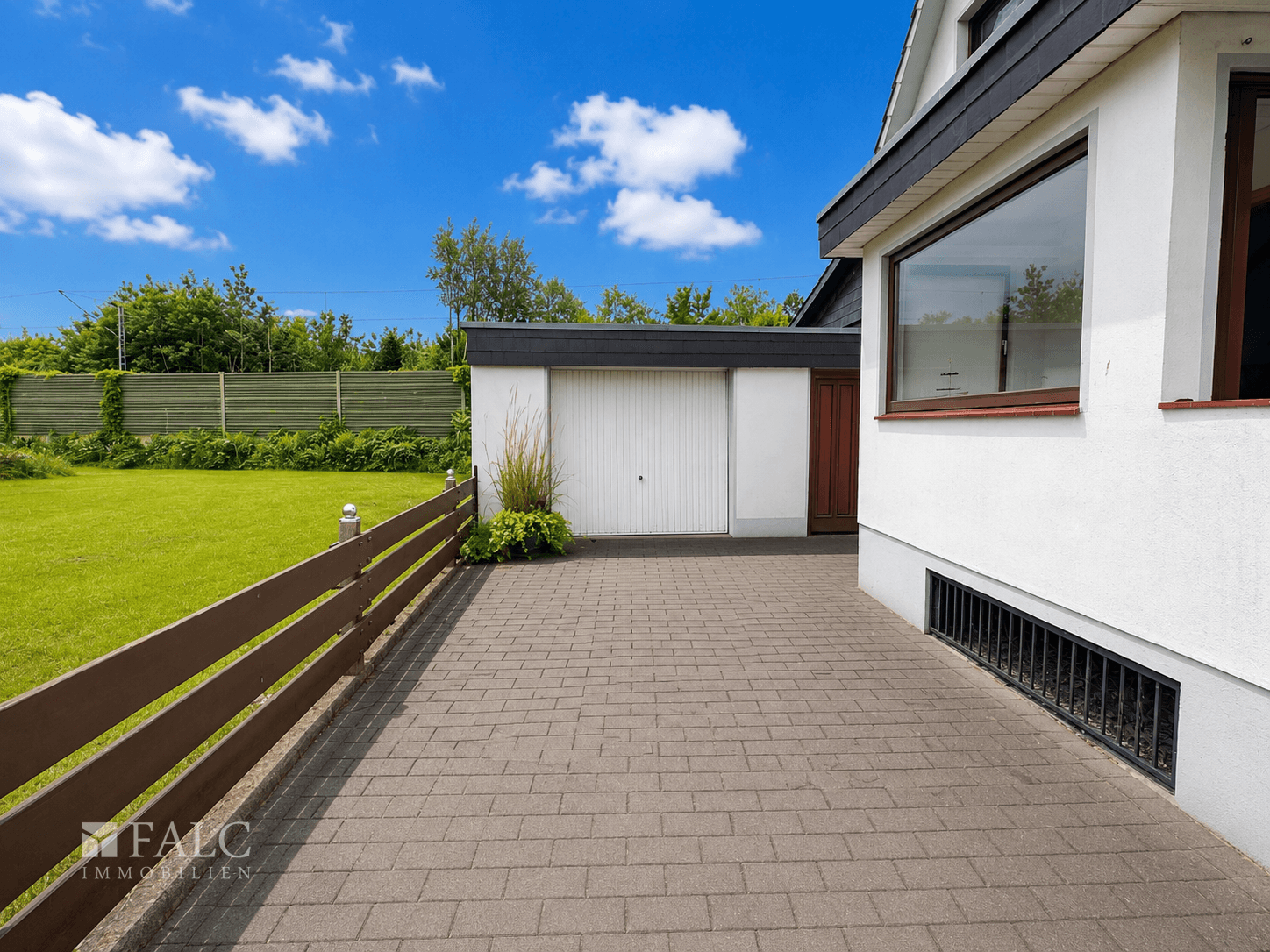 Gartenidylle mit Wintergarten-charmantes Einfamilienhaus zum Wohlfühlen in der Nähe von Langen – Bremerhaven – Vorschaubild 5