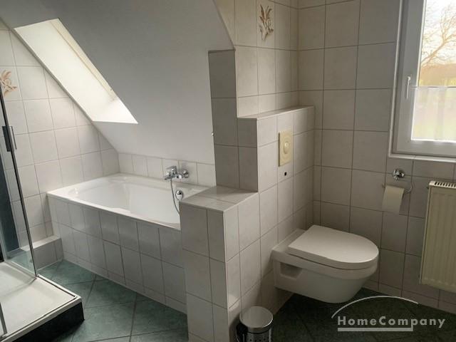 Schöne 3 Zi.-Dachgeschoss-Wohnung in ruhiger Lage. Garten zur Mitbenutzung. – Braunschweig – Vorschaubild 10
