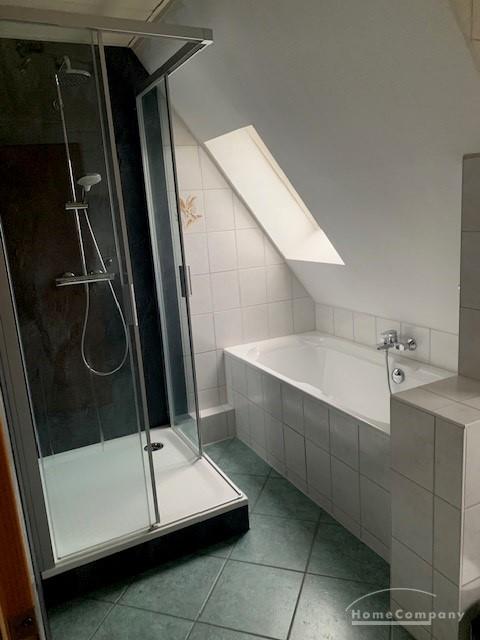 Schöne 3 Zi.-Dachgeschoss-Wohnung in ruhiger Lage. Garten zur Mitbenutzung. – Braunschweig – Vorschaubild 12