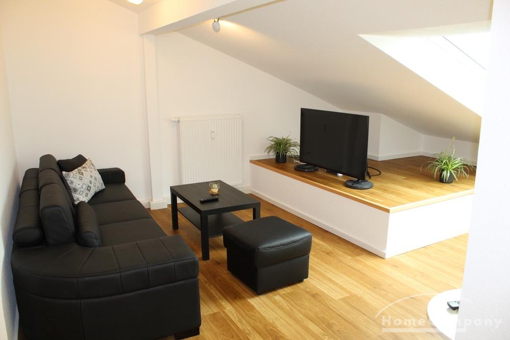 19252 HomeCompany Dresden Möbliert/Furnished Traumhafte Maisonette mit Blick zur Elbe! max. 2 Personen