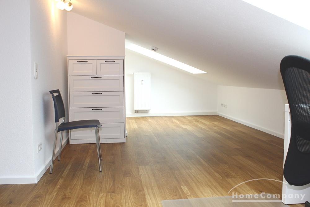 19252 HomeCompany Dresden Möbliert/Furnished Traumhafte Maisonette mit Blick zur Elbe! max. 2 Personen – Dresden – Vorschaubild 12