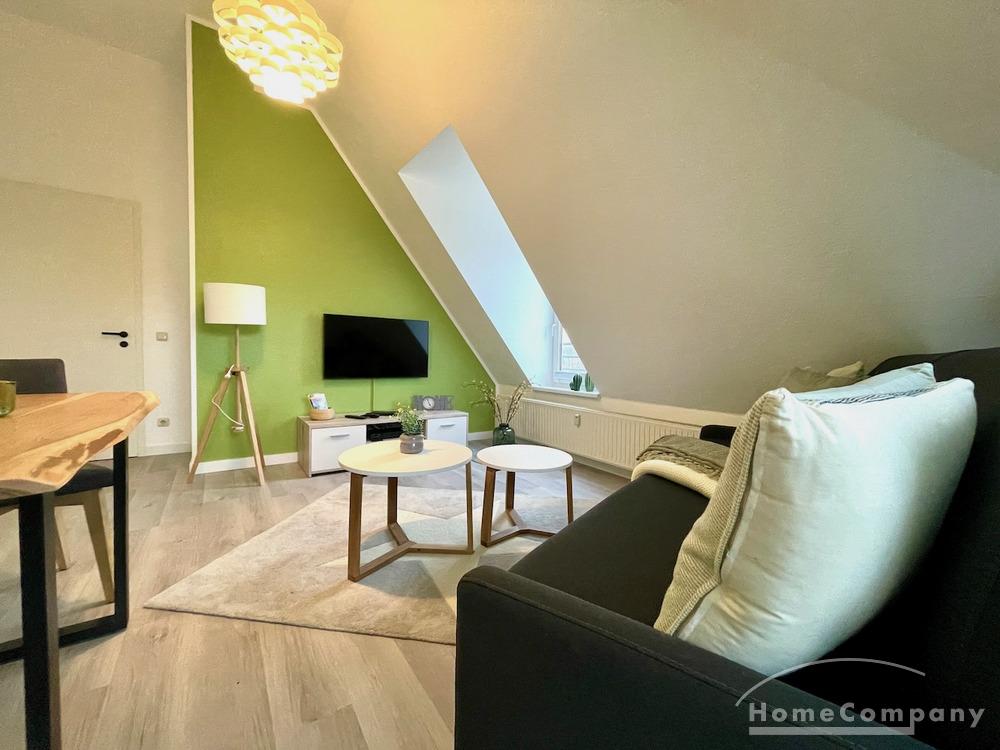 27462 HomeCompany Dresden Möbliert/Furnished 2-Zimmer Dachgeschoß-Apartment in Dresden-Grosszschachwitz max. 2 Personen – Dresden – Vorschaubild 2