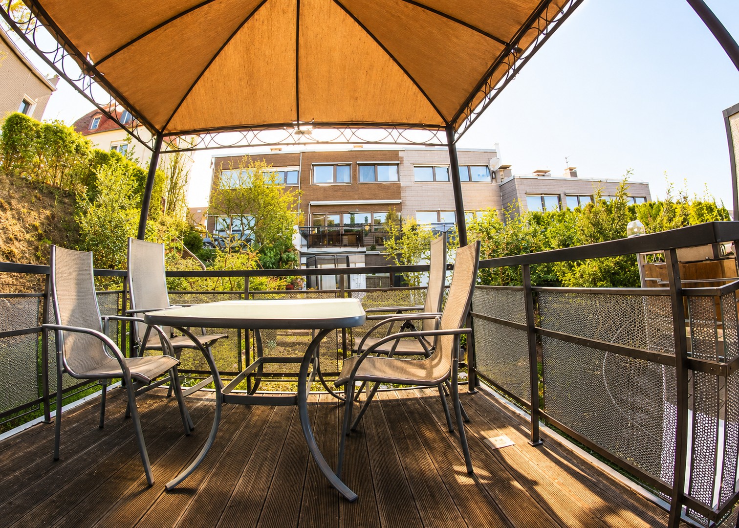 Hausgefühl statt Wohnung 108,5 m² Wohnkomfort mit Kamin 2 Balkonen & moderner Küche in Solingen-Wald – Solingen – Vorschaubild 8