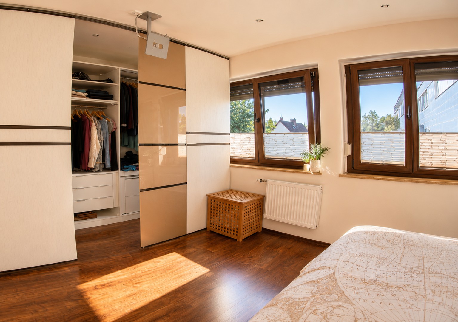 Hausgefühl statt Wohnung 108,5 m² Wohnkomfort mit Kamin 2 Balkonen & moderner Küche in Solingen-Wald – Solingen – Vorschaubild 21