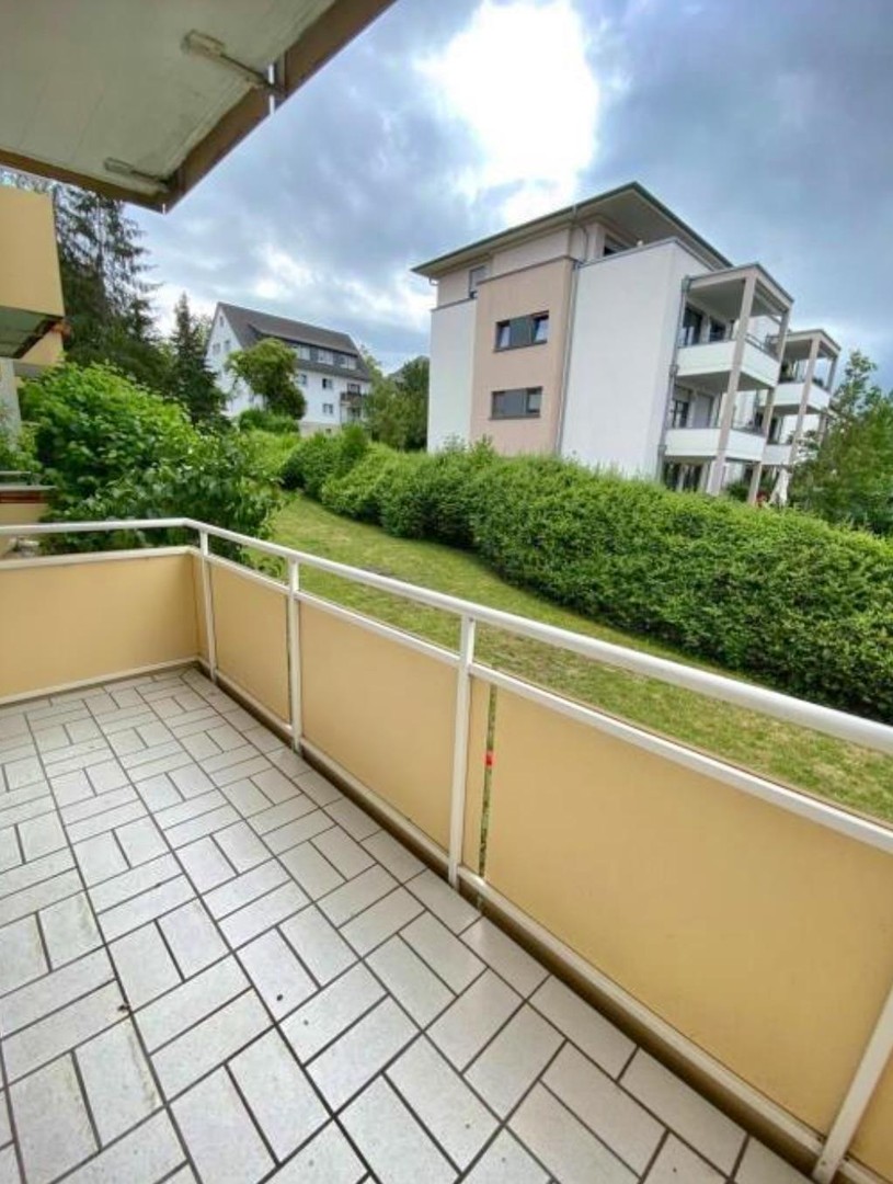 Einziehen und wohlfühlen ! Ideale, geräumige 2-Zimmer-Wohnung mit Balkon, Einbauküche und Stellplatz – Wiesbaden – Vorschaubild 16