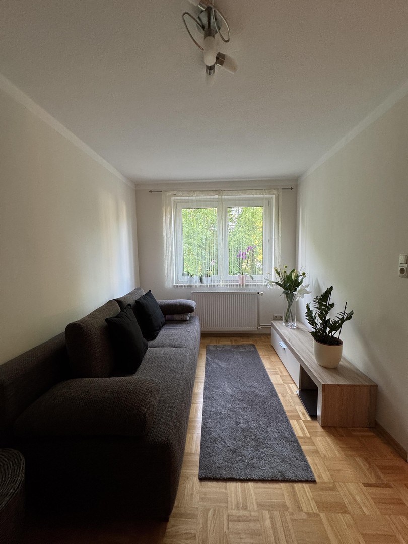 PROVISONSFREI - Gepflegtes Reihenhaus auf Eigenland mit Wintergarten und Vollkeller – Lübeck – Vorschaubild 13