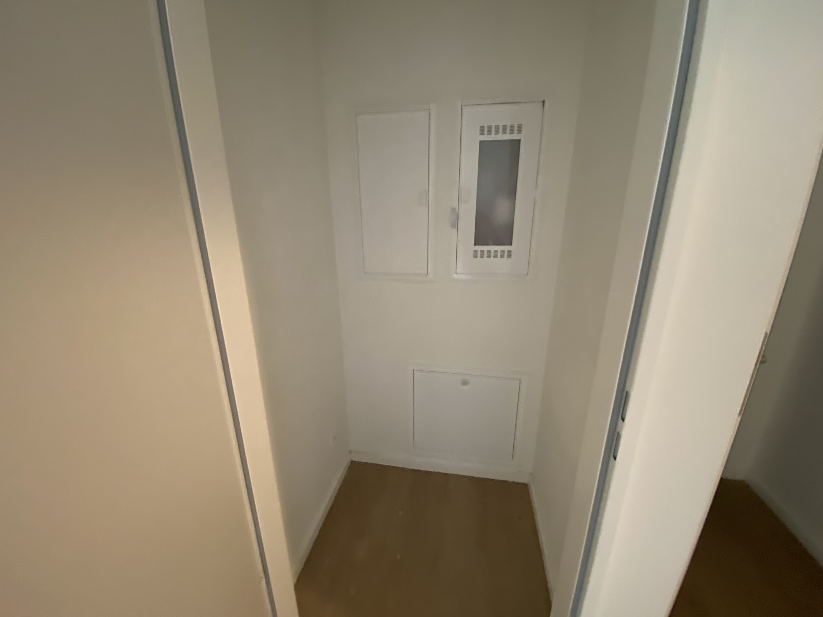 Moderne Wohnung mit großem Balkon in ruhiger Lage – Berlin – Vorschaubild 6