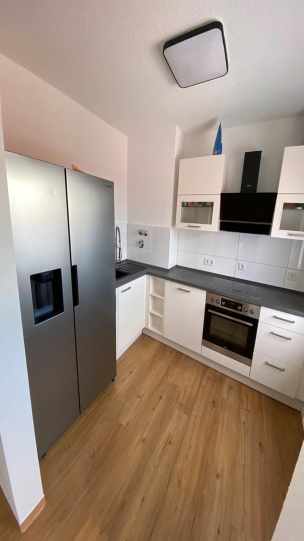 2 Zimmer Teilsanierte Dachgeschosswohnung in Bremen – Bremen – Vorschaubild 8