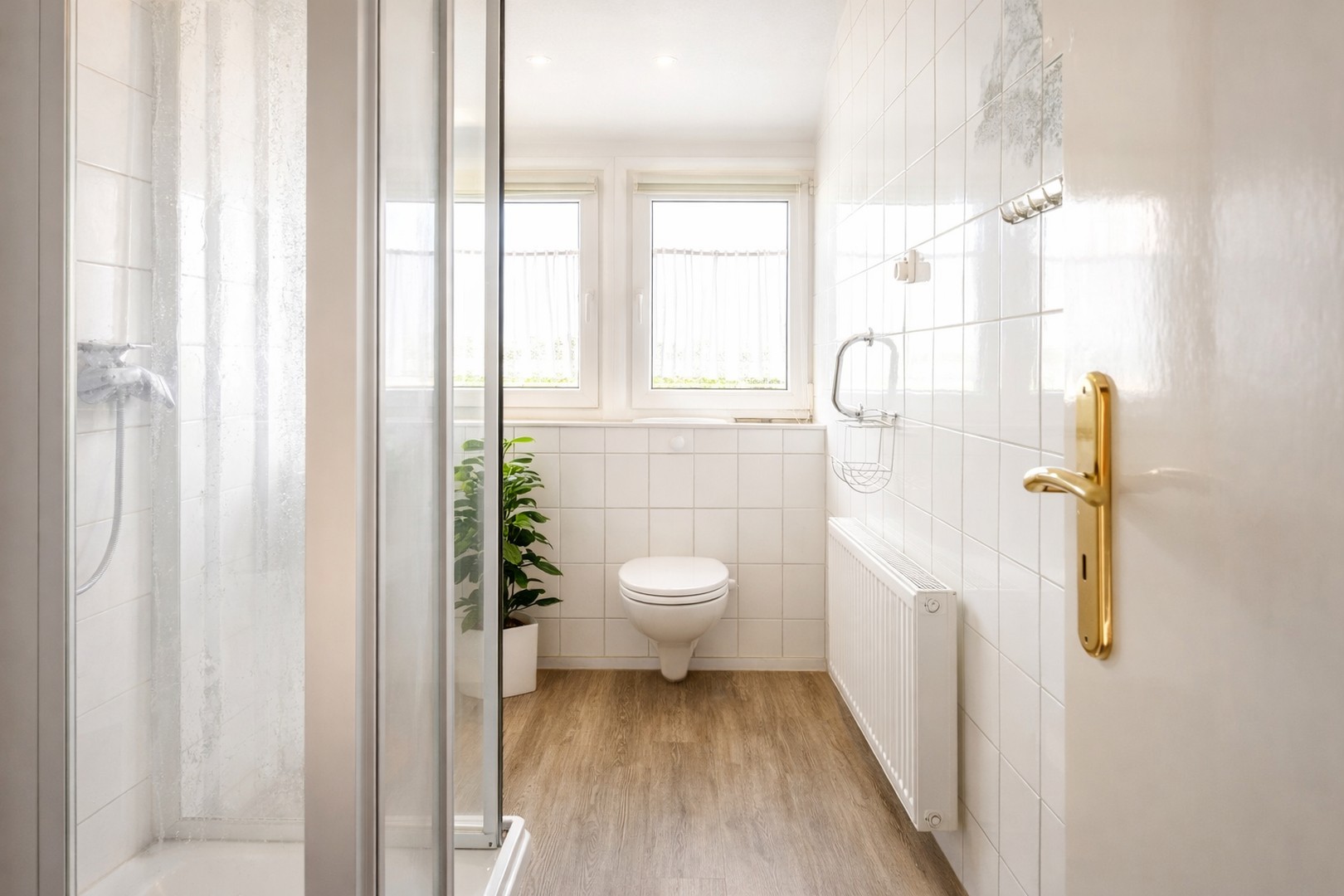 Jobcenter – جوب سنتر – Джобцентер – deine neue Wohnung ist fertig! – Remscheid – Vorschaubild 8