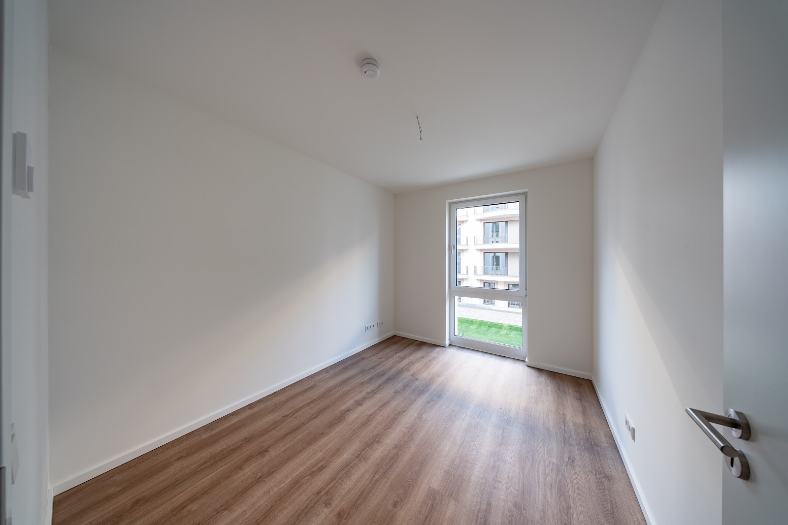 Neubau mit Fußbodenheizung und 2 Bädern im Erstbezug – Berlin – Vorschaubild 8