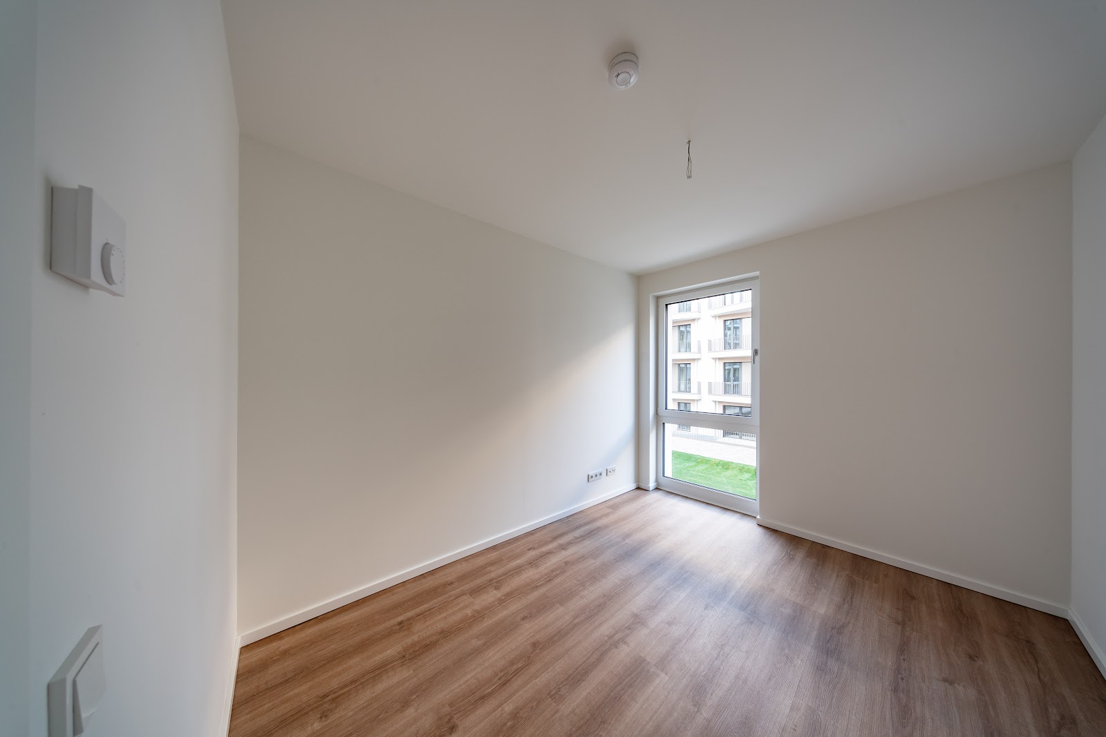 Neubau mit Fußbodenheizung und 2 Bädern im Erstbezug – Berlin – Vorschaubild 9