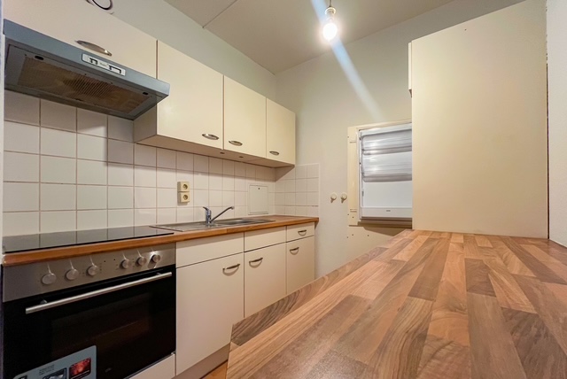 Moderne Wohlfühlwohnung mit Einbauküche und sonnigem Balkon!