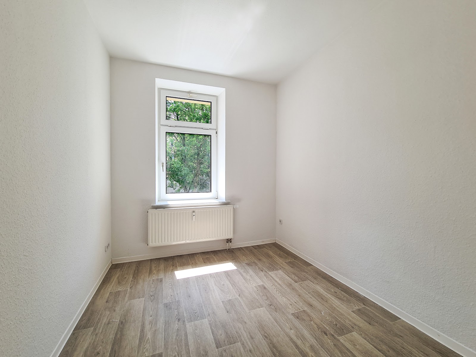 Willkommen! Ihr neues Zuhause mit Einbauküche nahe dem Zeisigwald – Chemnitz – Vorschaubild 10