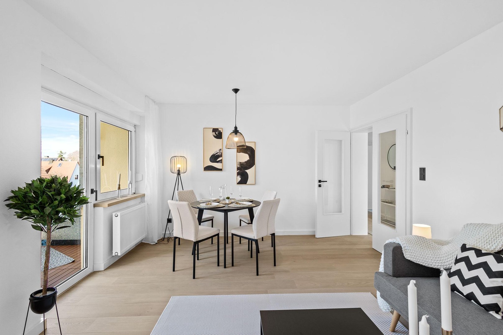 Endlich Zuhause – vollsanierte 3-Zimmer-Wohnung in Schwandorf - Weinberg – Schwandorf – Vorschaubild 2