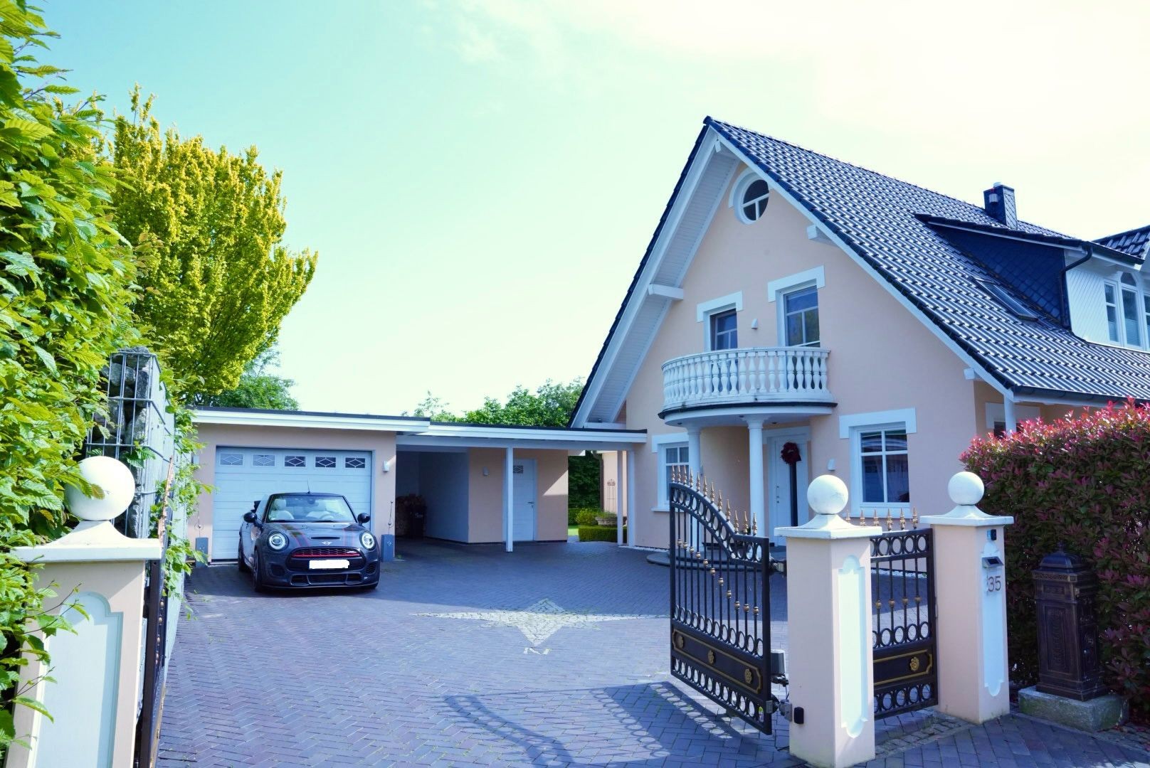 Lilienthal / Worpswede - Architektenhaus im mediterranen Stil auf großzügigem Grundstück – Lilienthal – Bild 1 von 16