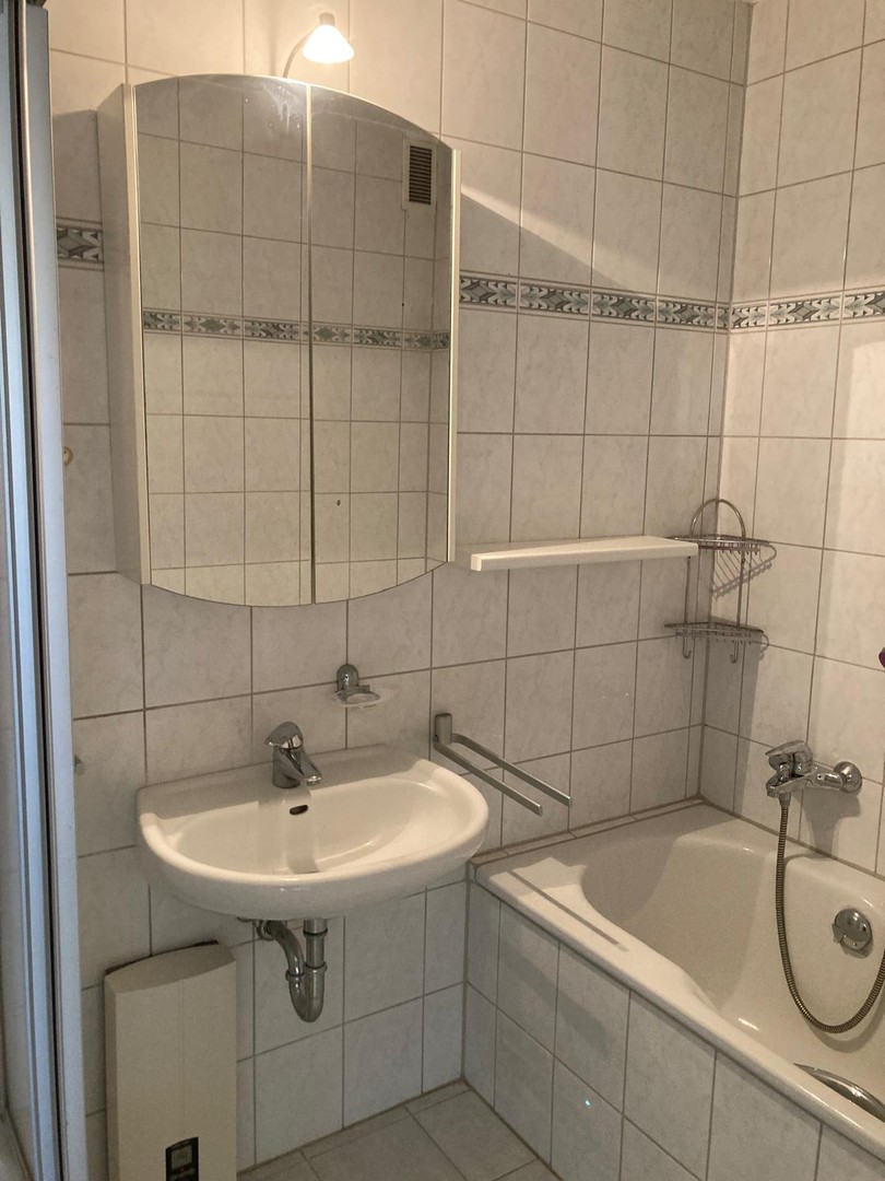 Helle 3-Zimmer-Wohnung mit Aufzug, Stellplatz und Loggia in Wolfsburg-Detmerode – provisionsfrei – Detmerode – Vorschaubild 6