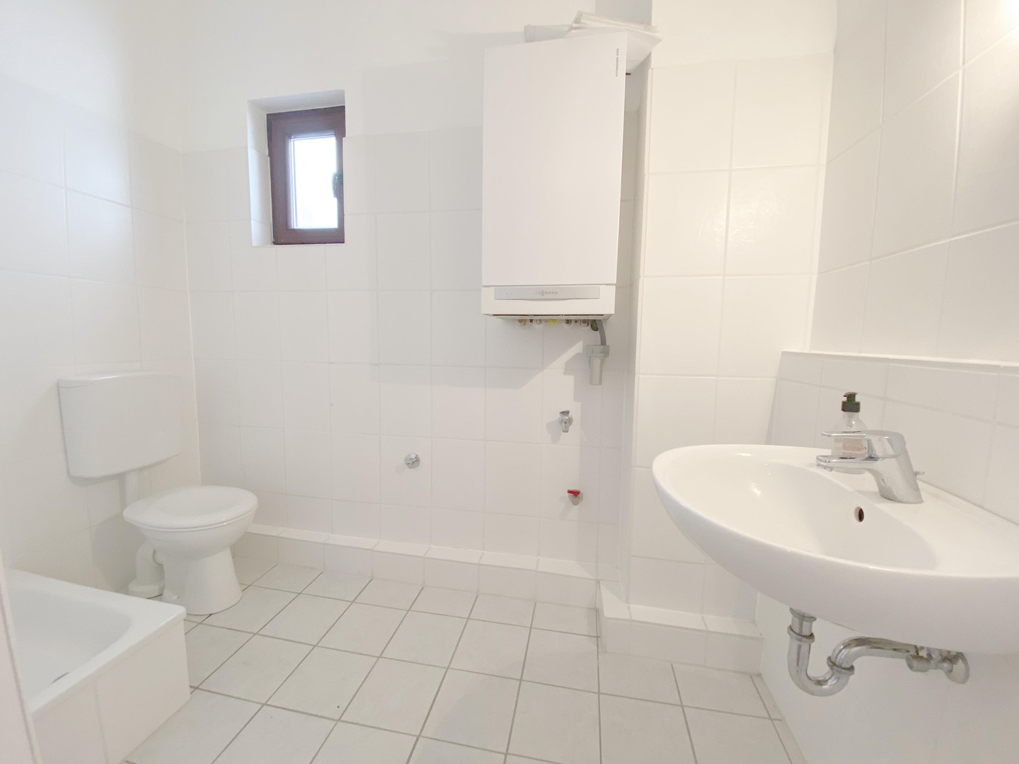 Attraktive Kapitalanlage: Modernisierte & vermietete 3-Zimmer-Wohnung – Bremen – Vorschaubild 12