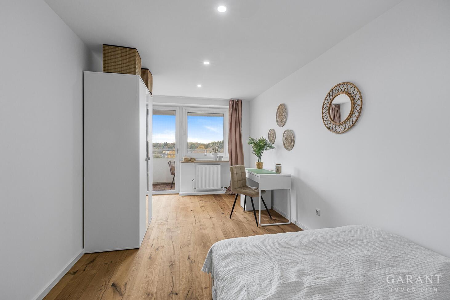 Kapitalanlage mit WG-Konzept - Vollständig sanierte 5-Zimmer-Wohnung mit attraktivem Mietpotenzial