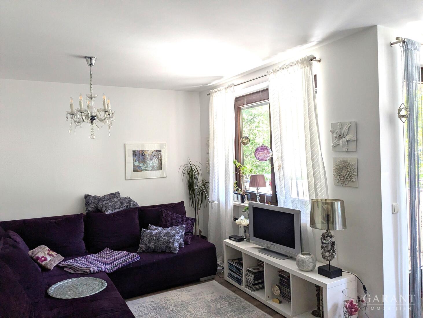 Sehr gepflegte 2 Zimmer-Wohnung in Augsburg - zur Eigennutzung oder als Kapitalanlage! – Augsburg – Vorschaubild 3