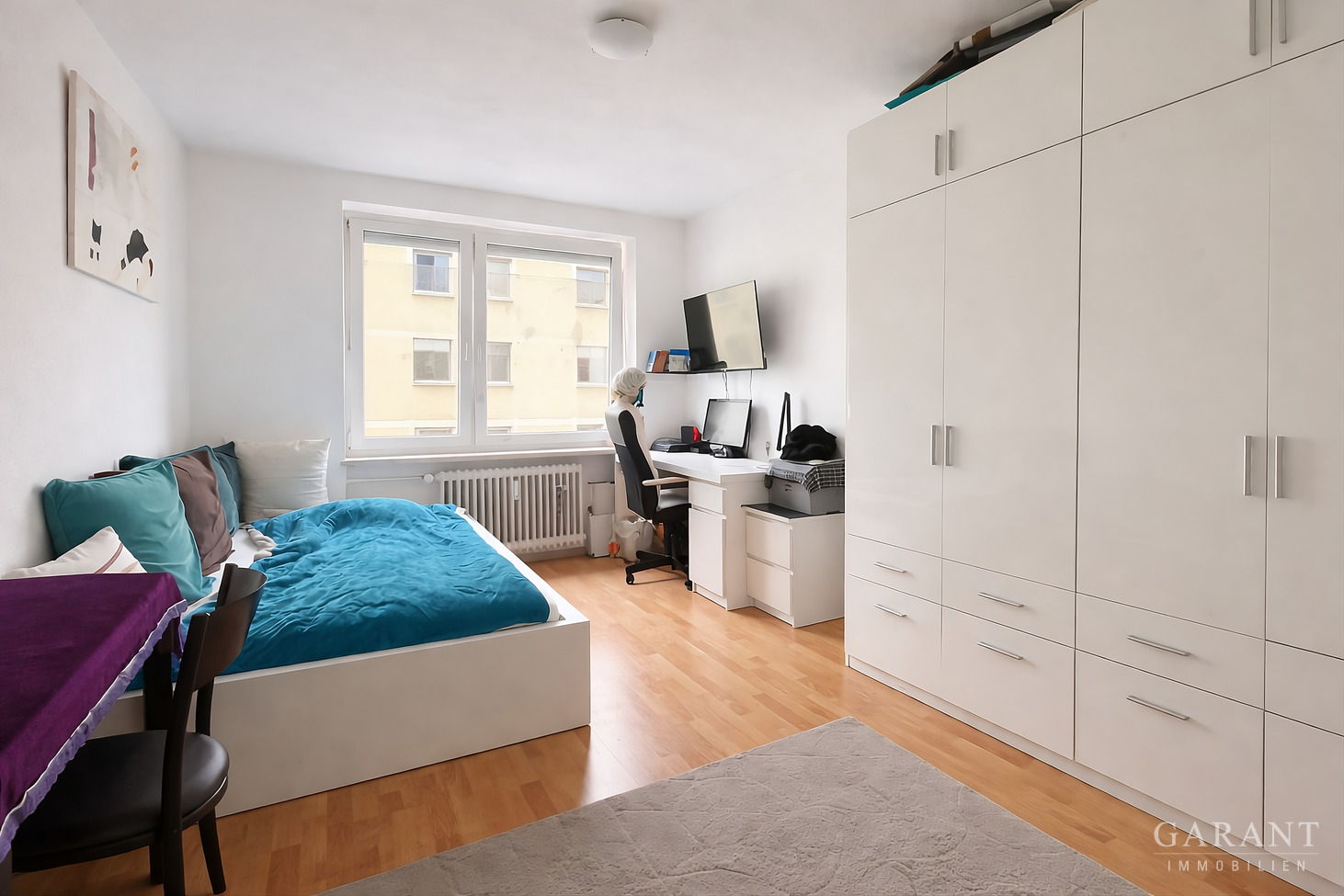 Wohnen mit Licht und Raum: 3 Zimmer-Wohnung mit zwei Loggien in Neuhausen – München – Vorschaubild 5