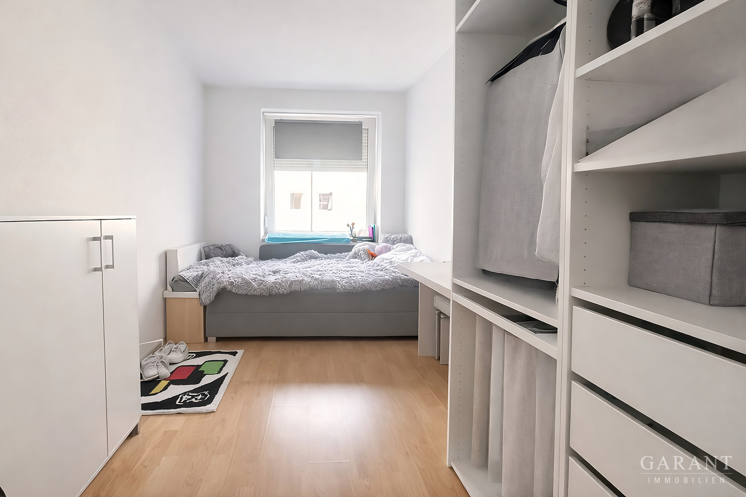 Wohnen mit Licht und Raum: 3 Zimmer-Wohnung mit zwei Loggien in Neuhausen – München – Vorschaubild 6