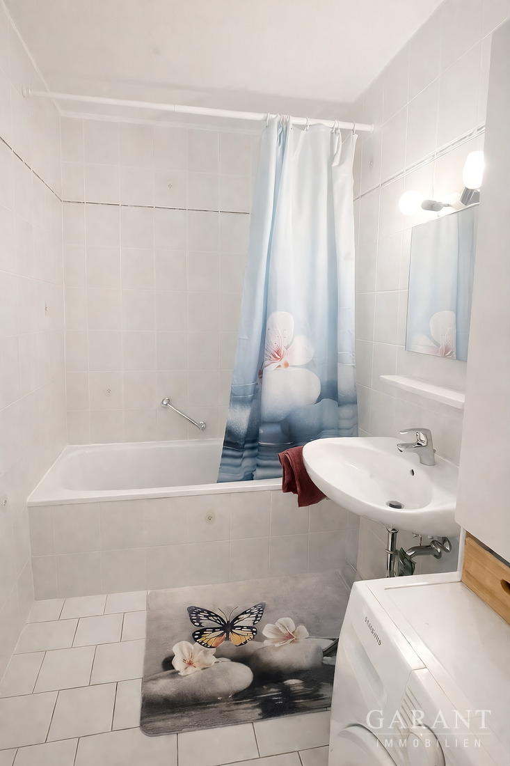 Wohnen mit Licht und Raum: 3 Zimmer-Wohnung mit zwei Loggien in Neuhausen – München – Vorschaubild 7