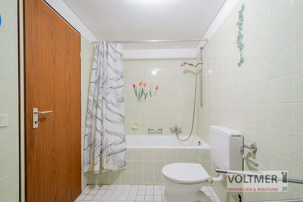 HAUSCHARAKTER - Eigentumswohnung mit Loggia und Garage in Sackgassenlage von Saarbrücken! – Saarbrücken / Scheidt – Vorschaubild 15