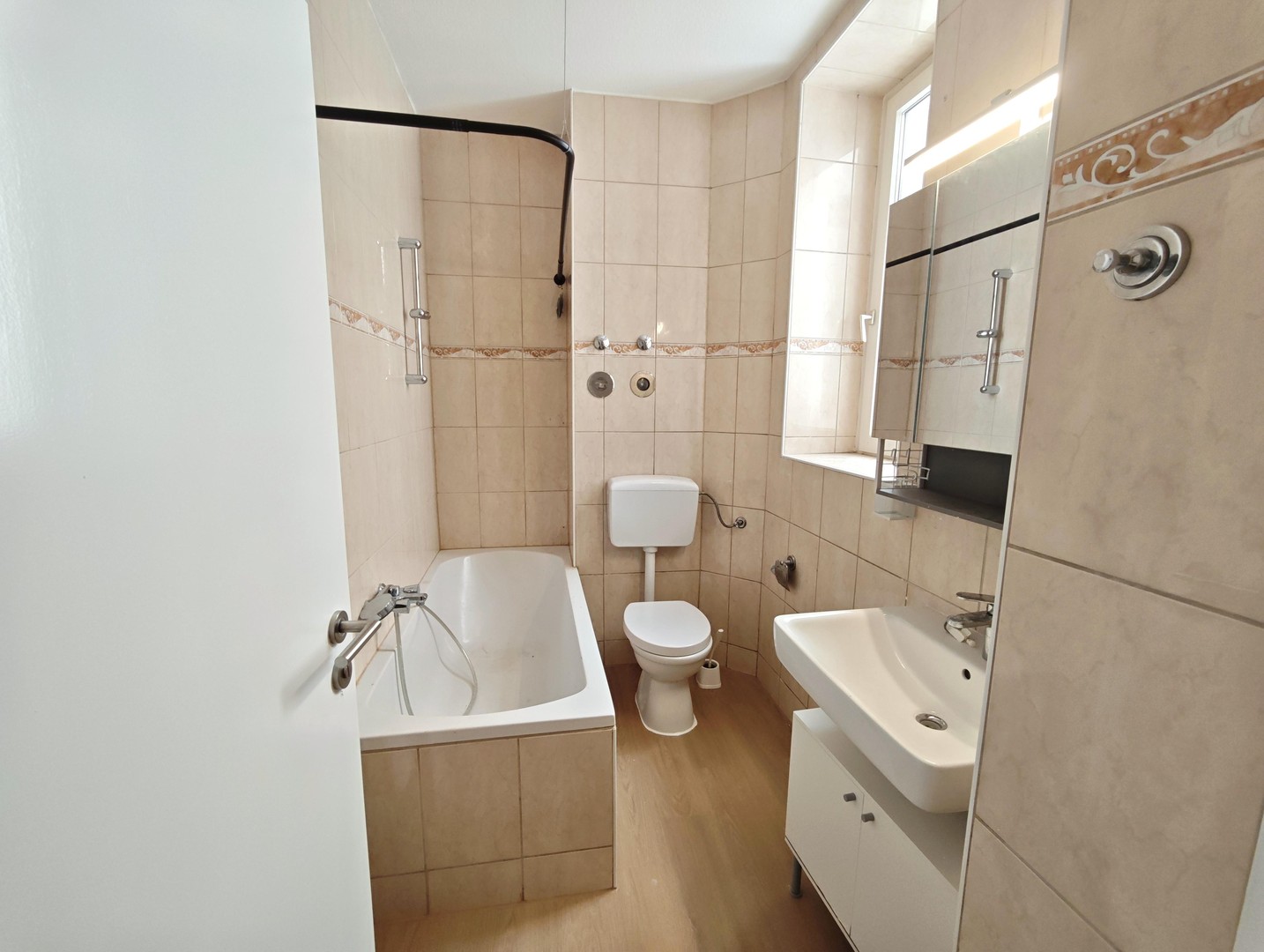 Renovierte 3,5-Zimmer-Wohnung mit Altbaucharme in Mannheimer Toplage – Mannheim – Vorschaubild 10