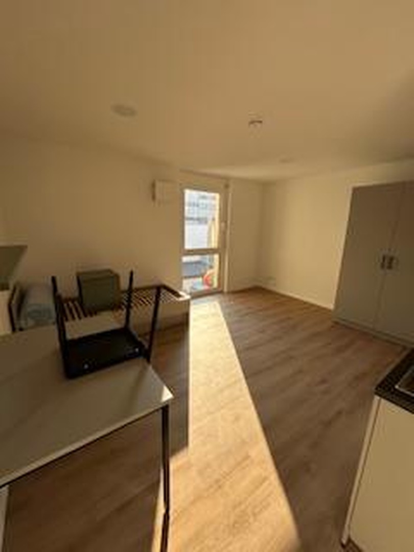 Erstbezug - Möbliertes Studentenapartment in top Lage – Erlangen – Vorschaubild 2