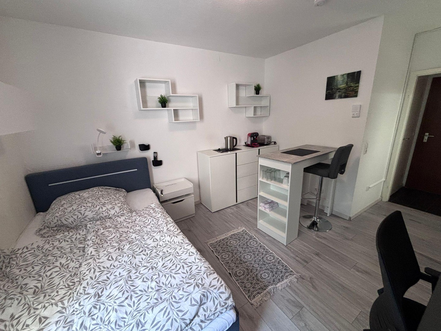 Vollmöbliertes Appartment – Aachen – Vorschaubild 4