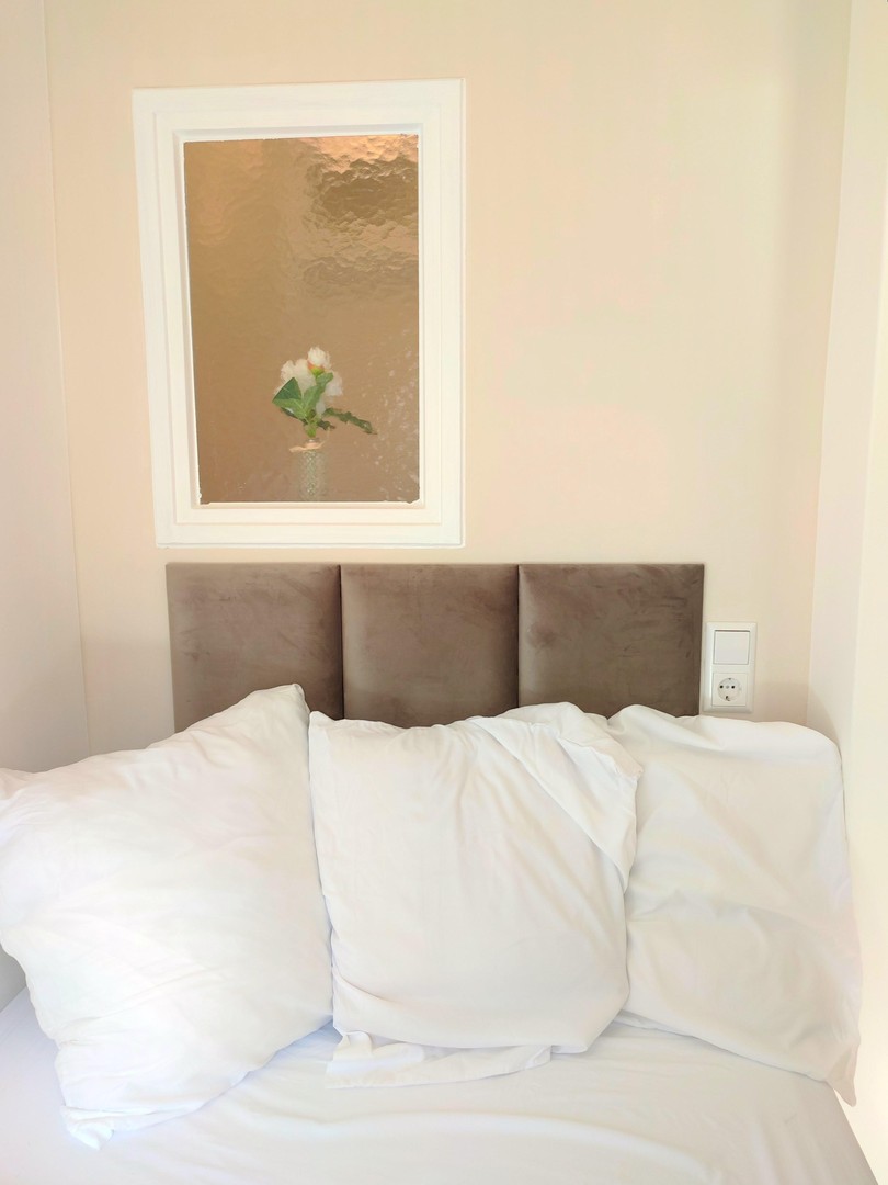 Vollmöblierte 2-Zimmer Wohnung - Stuttgart-Mitte - Altbau, saniert, modern, ruhig, Toplage – Stuttgart – Vorschaubild 2