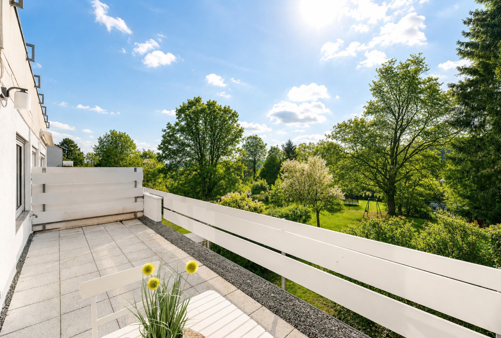 ***2-ZIMMER-TERRASSENWOHNUNG IN STUTTGART VAIHINGEN DACHSWALD – FREI ZUM EINZUG***