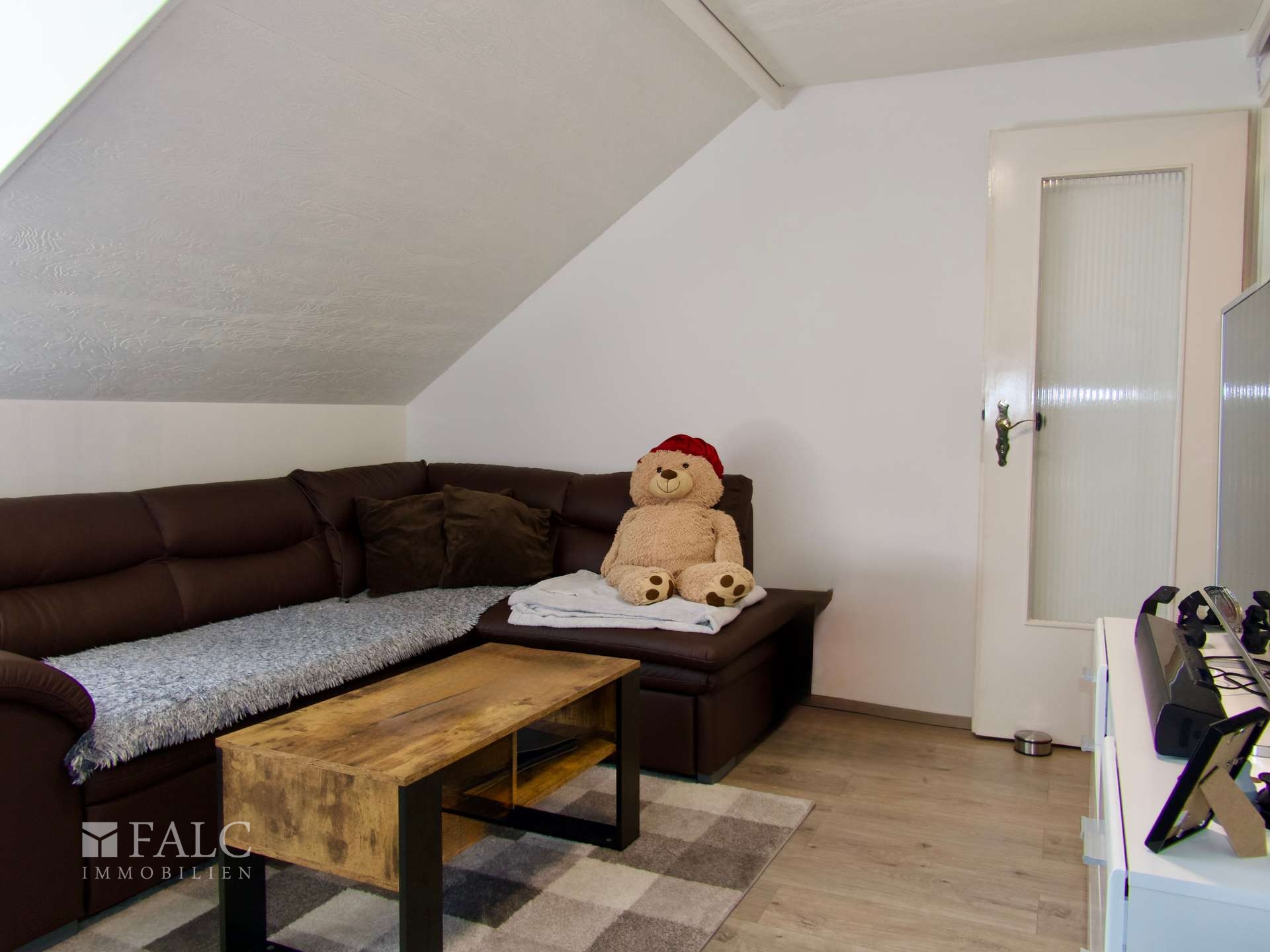 Einfach Mehr: Großzügiges RMH im Pius-Viertel-Ingolstadt, Garten, Garage. Ruhig und Zentral Wohnen. – Ingolstadt – Vorschaubild 16