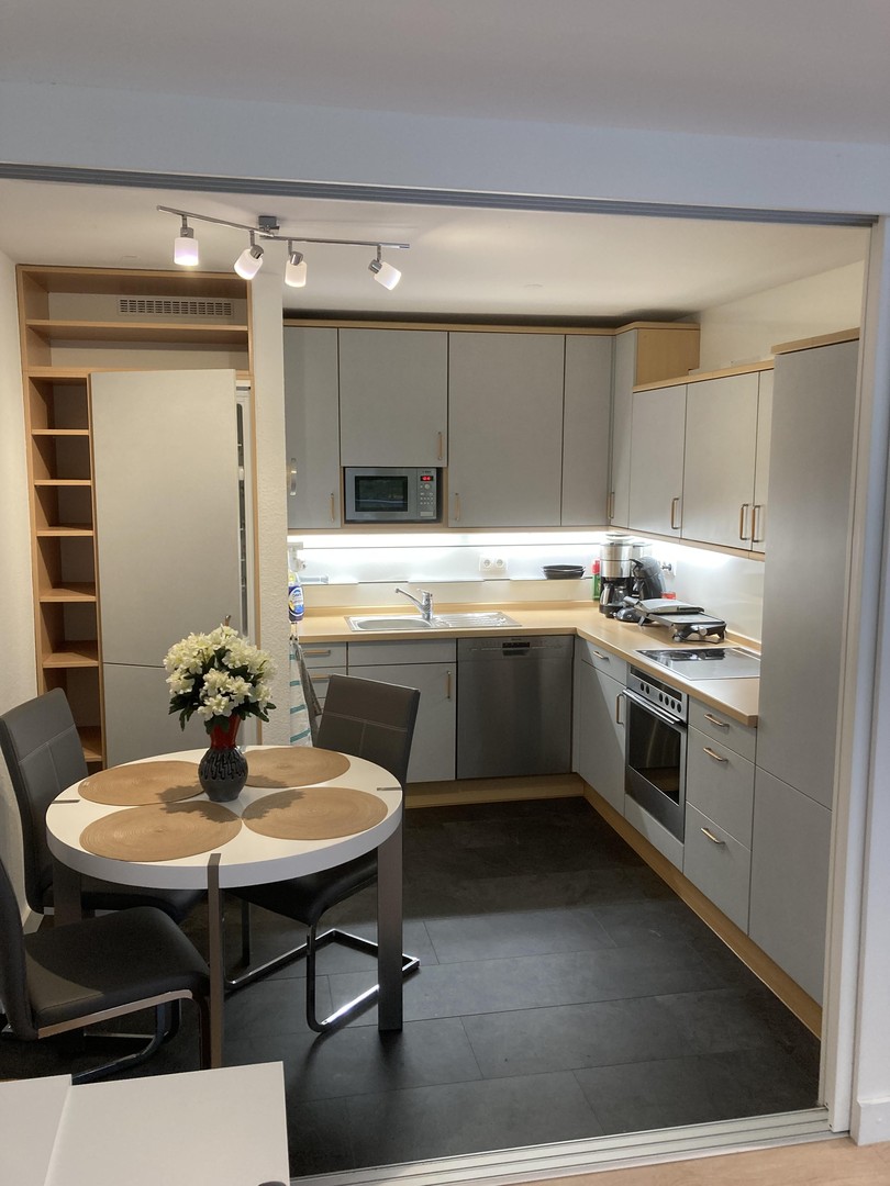 Vollmöbiliertes, voll ausgestattetes Apartment – Stuttgart – Vorschaubild 6