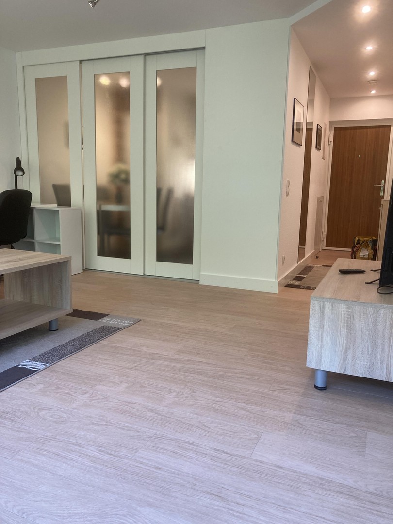 Vollmöbiliertes, voll ausgestattetes Apartment – Stuttgart – Vorschaubild 8