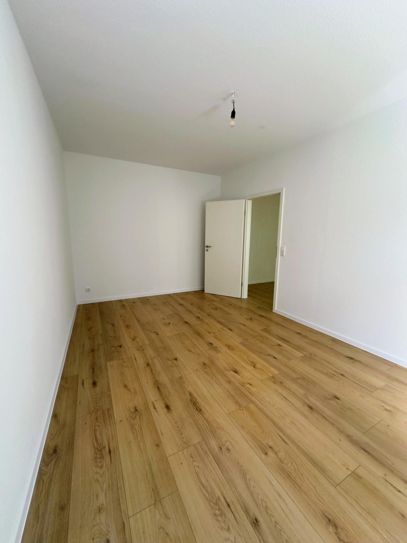 Frisch sanierte 2-Zimmer-Wohnung mit neuer Einbauküche & Tageslichtbad in Stadtfeld-Ost – Magdeburg – Vorschaubild 14