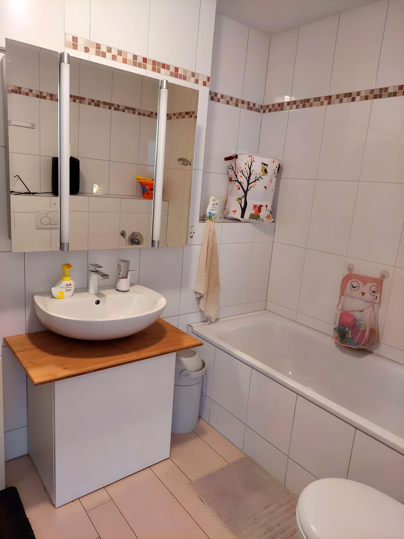 Wunderschöne 4 Zimmer Wohnung mit Balkon Mitten in Stuttgart ab 01.05.2025 – Stuttgart – Vorschaubild 14