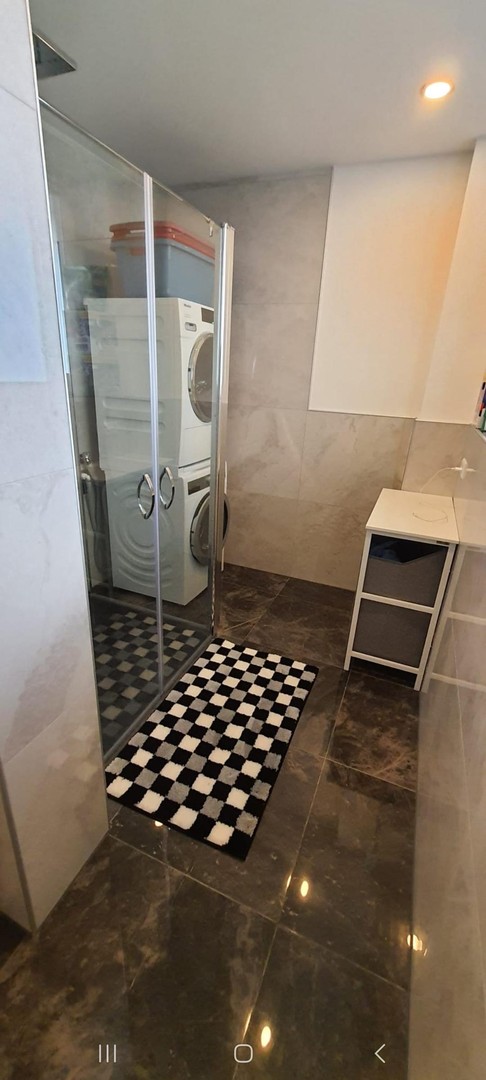 Kernsanierte 3 Zimmer Wohnung mit Balkon und Aufzug – Stuttgart – Vorschaubild 9