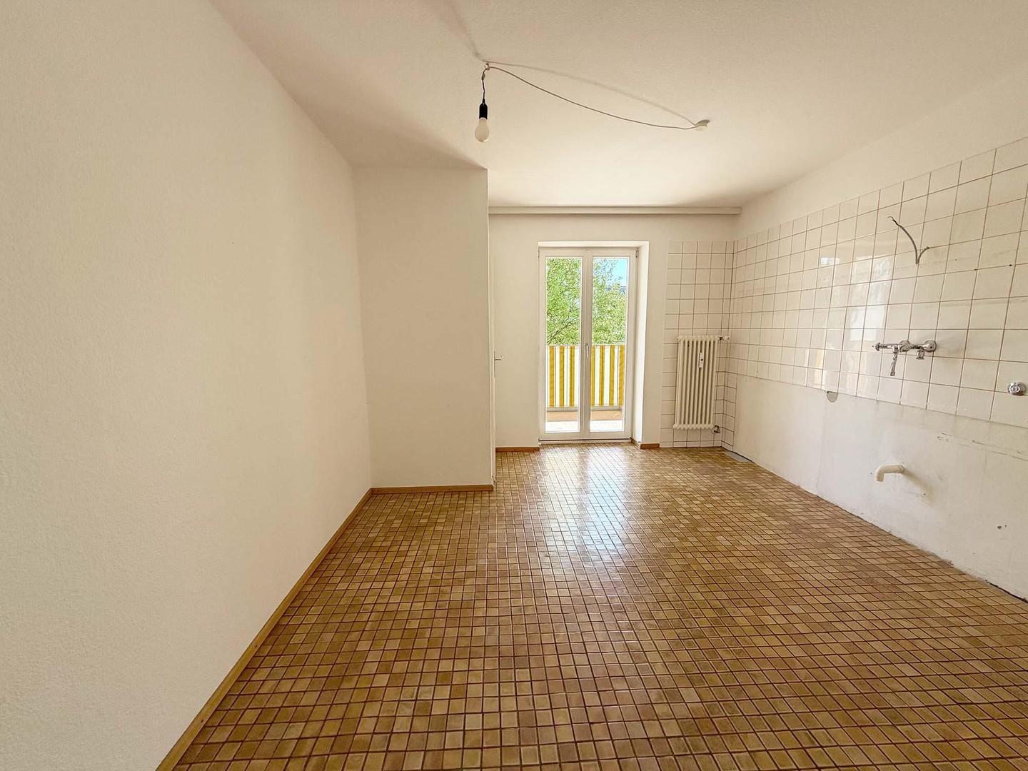 Helle 2-Zimmer-Wohnung in einem gepflegten Mehrfamilienhaus – München – Vorschaubild 6